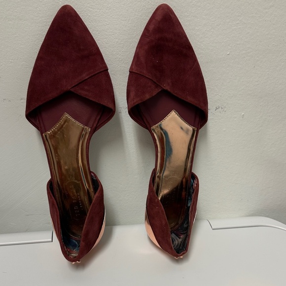 Ted Baker London Shoes - Ted Baker London Burgundy Flats, very comfortable flats. Pre-Owned, Size : 8